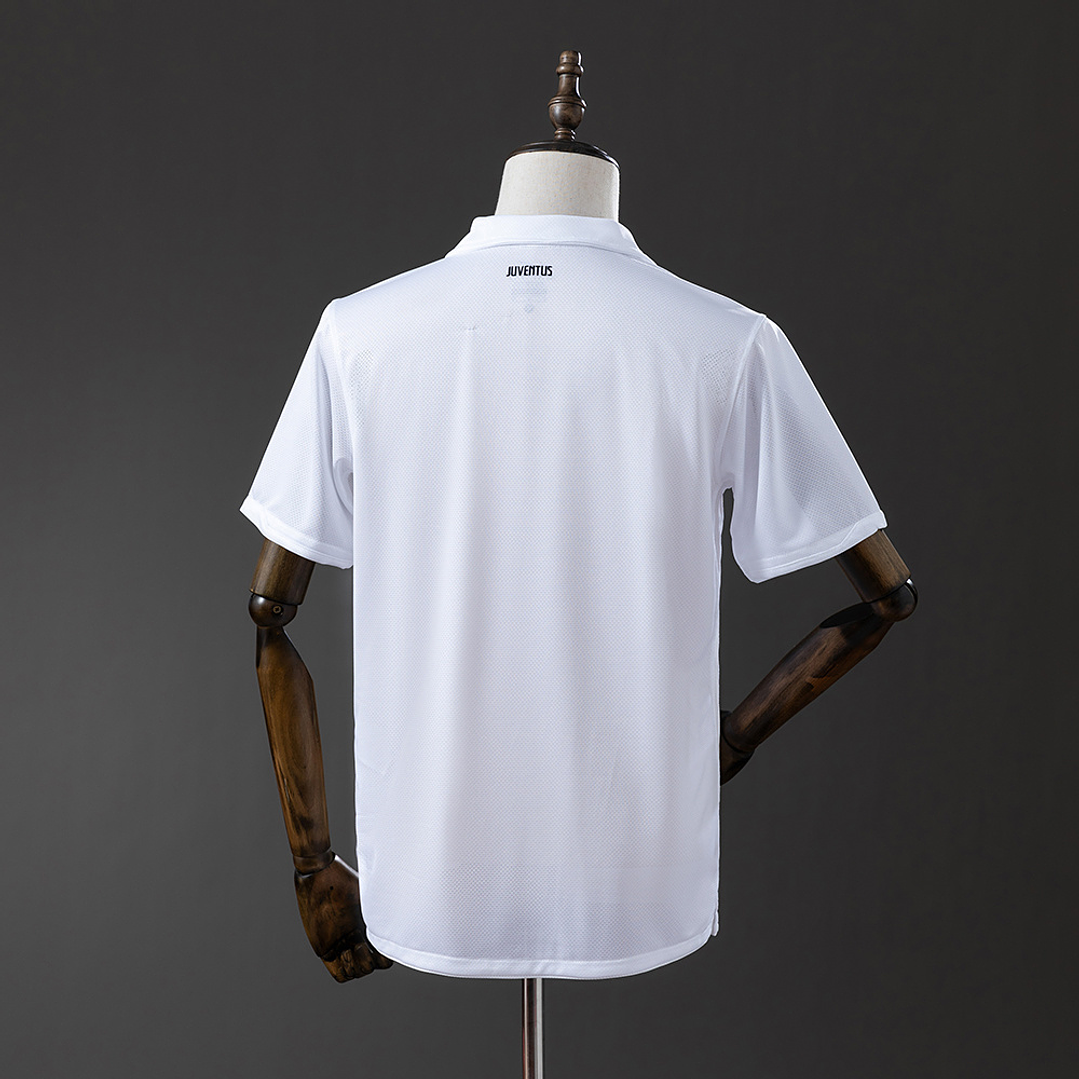 JUVENTUS FC 10/11 Retro (Away Kit) 2