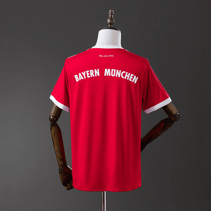 BAYERN MUNICH 17/18 Retro (Home Kit) 2