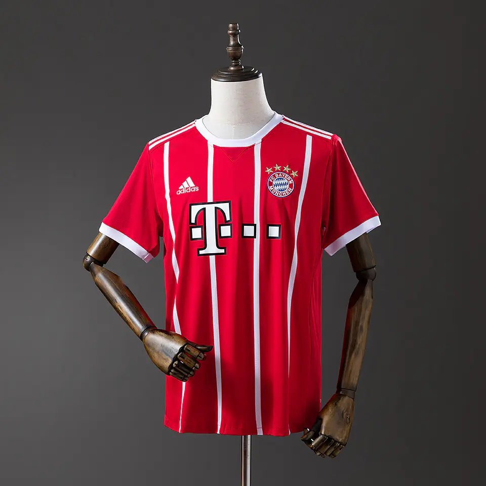 BAYERN MUNICH 17/18 Retro (Home Kit) 1