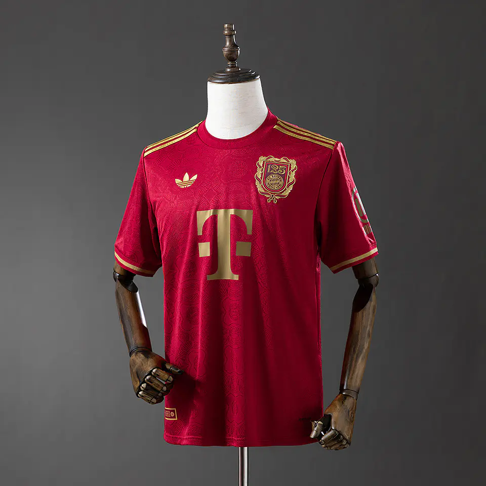 BAYERN MUNICH 25/26 (Edição Especial 125º Aniversário) 1
