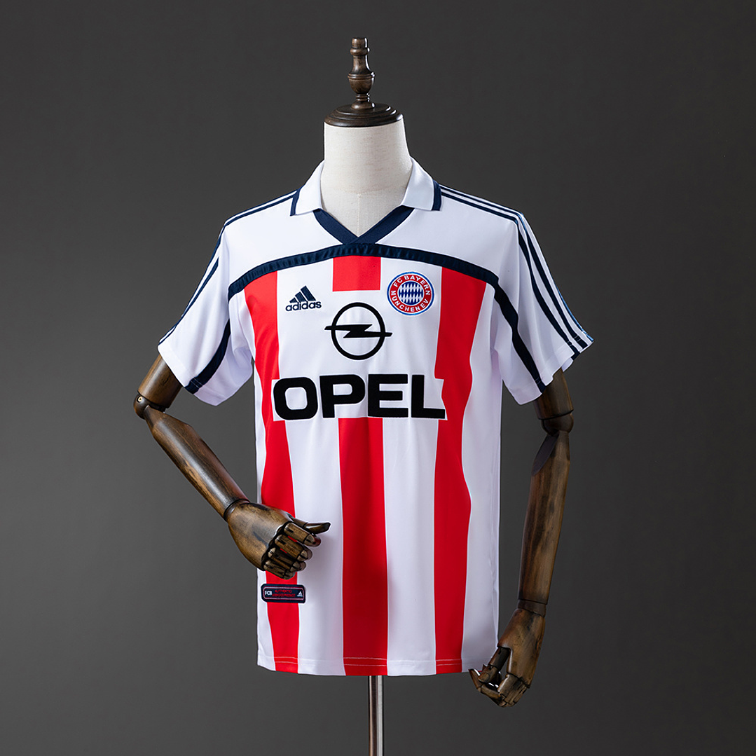 BAYERN MUNICH Retro 00/02 (Home Kit) 1