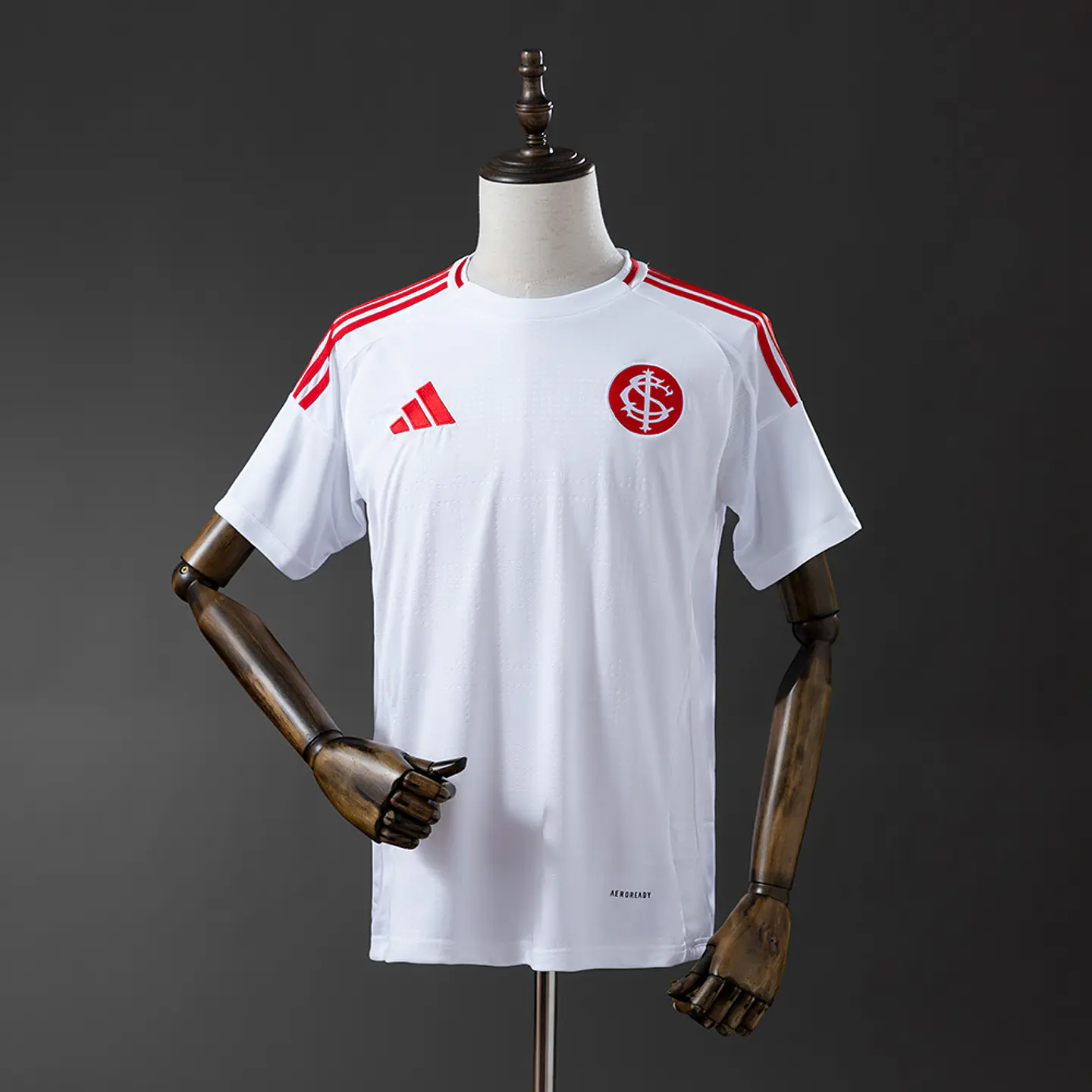 INTERNACIONAL 25/26 (Away Kit)  1