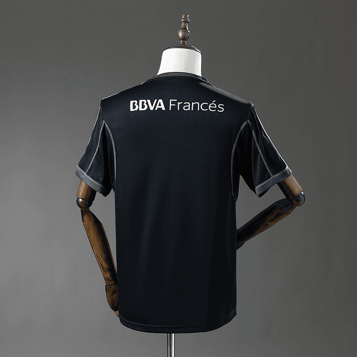 River Plate 13/14 Retro (Edição 75º Aniversário) 2