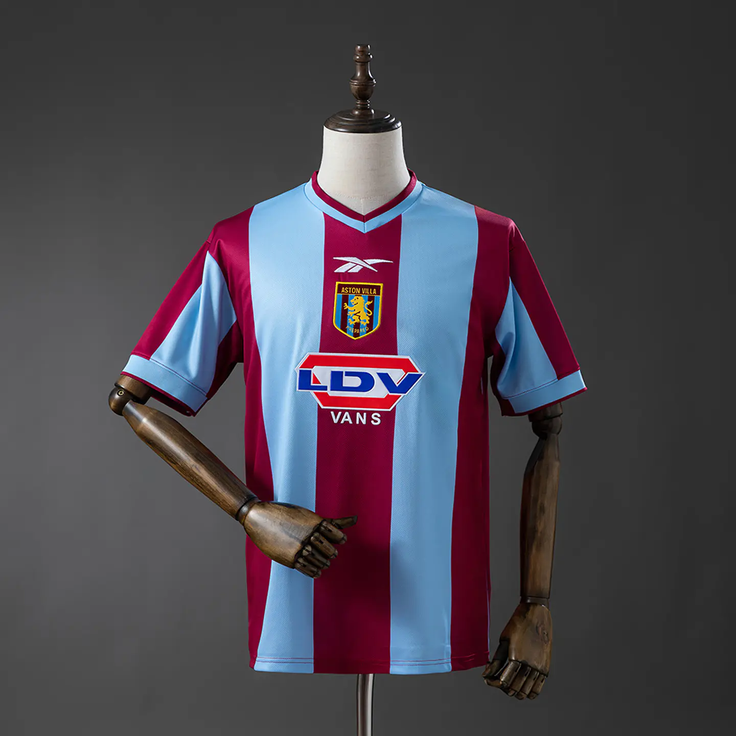 ASTON VILLA 99/00 Retro (Home Kit) 1