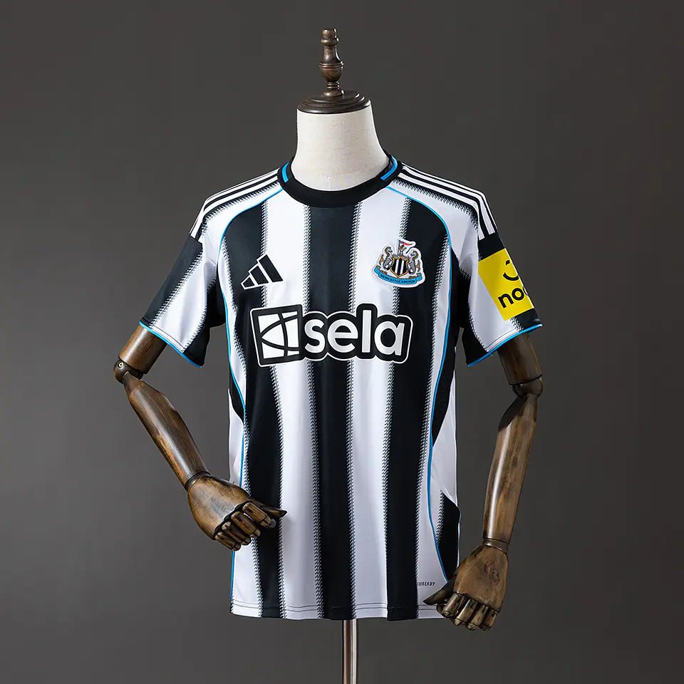 NEWCASTLE 25/26 (Home Kit) 1
