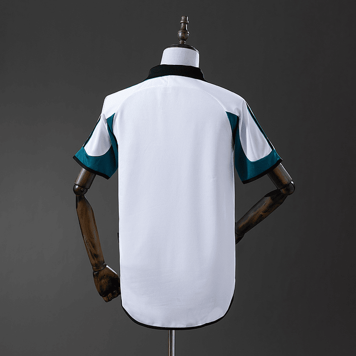 NEWCASTLE Retro 99/00 (Away Kit) 2