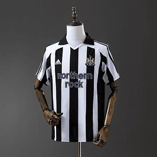 NEWCASTLE 03/05 Retro (Home Kit)