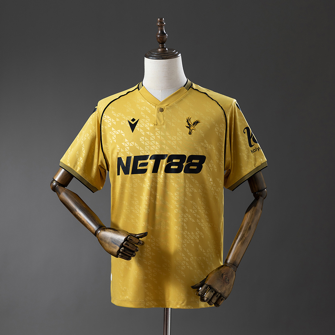 CRYSTAL PALACE 25/26 (Away Kit) 1