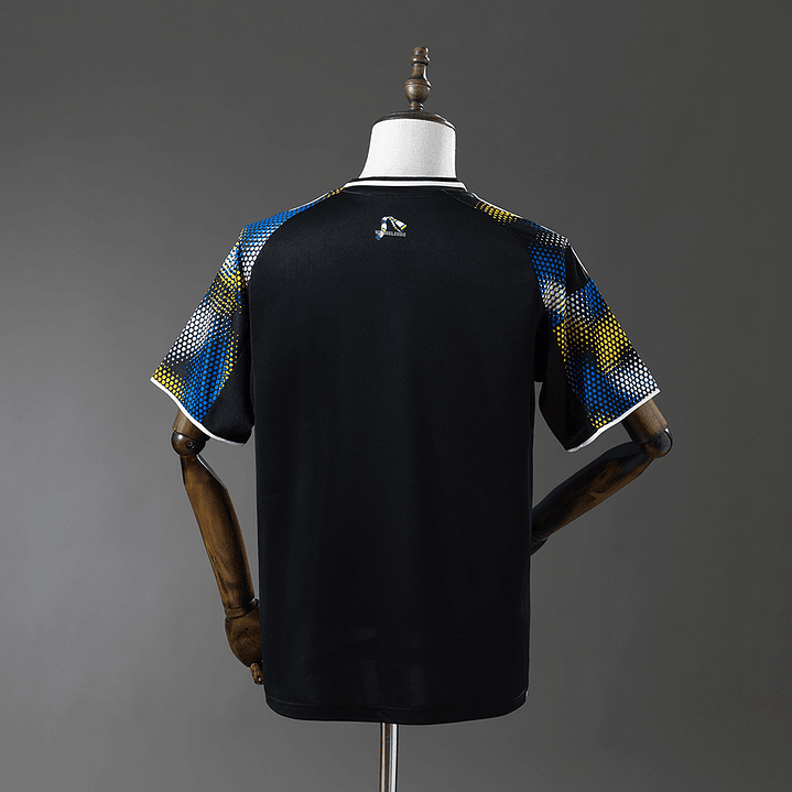 LEEDS UNITED F. C. 25/26 (Third Kit) 2