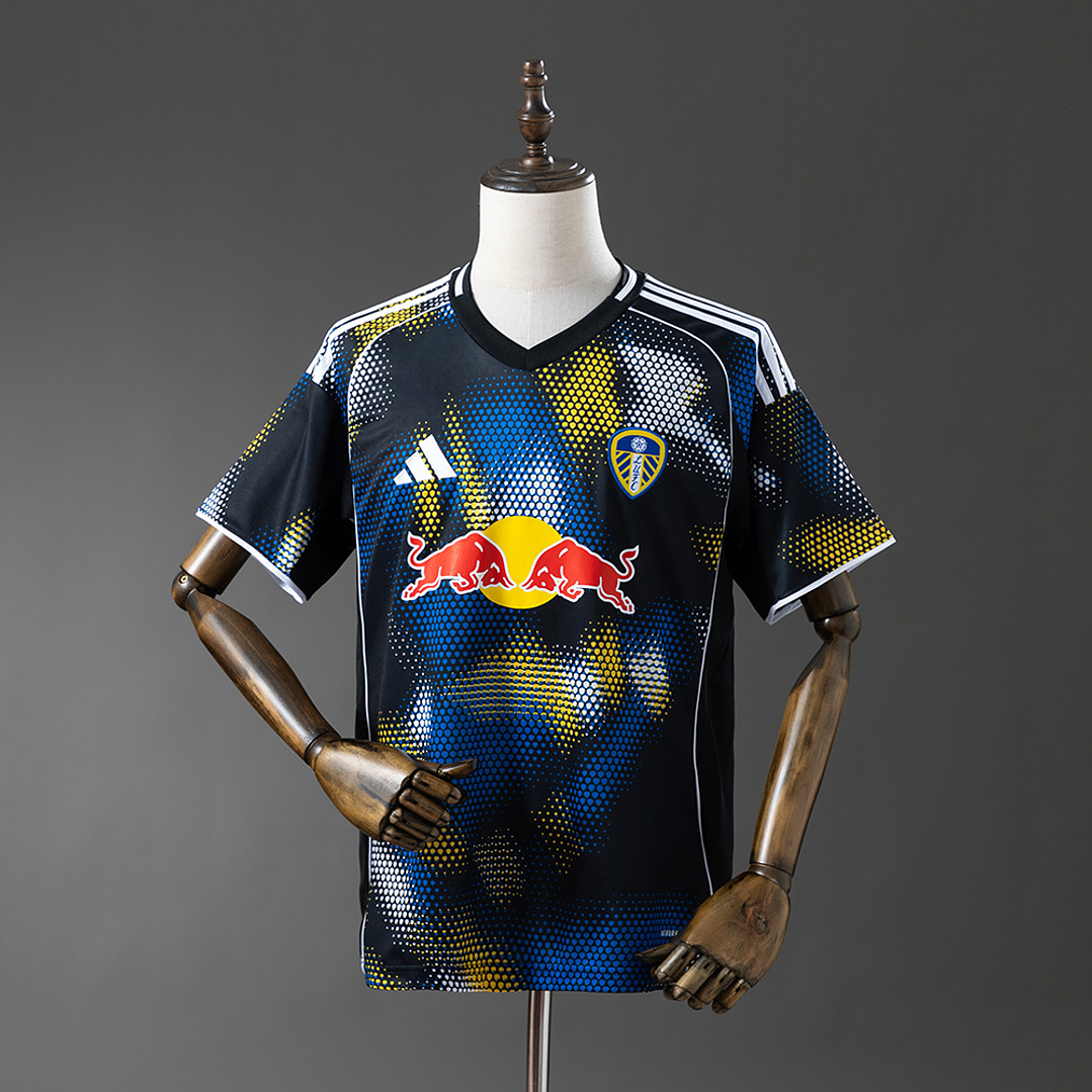 LEEDS UNITED F. C. 25/26 (Third Kit) 1