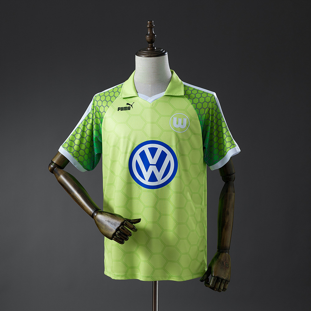 WOLFSBURG 97/98 Retro (Home Kit) 1
