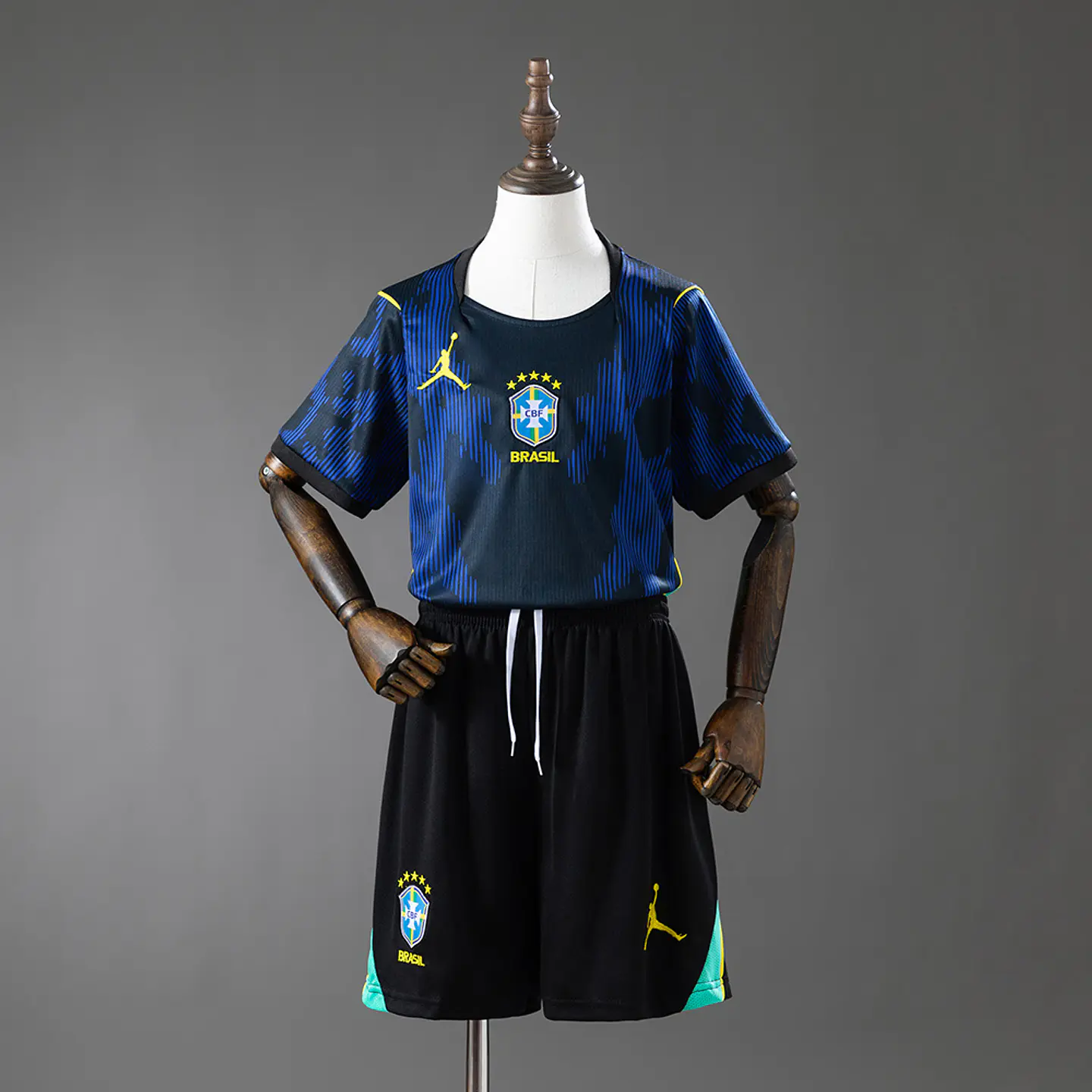 BRASIL 2026 (Away Kit Criança) 1