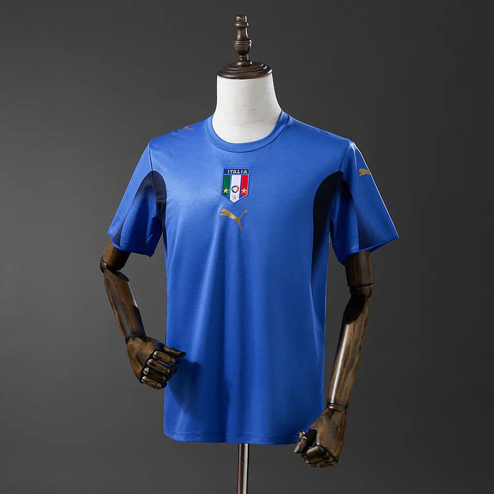 ITÁLIA 2006 Retro (Home Kit) 1