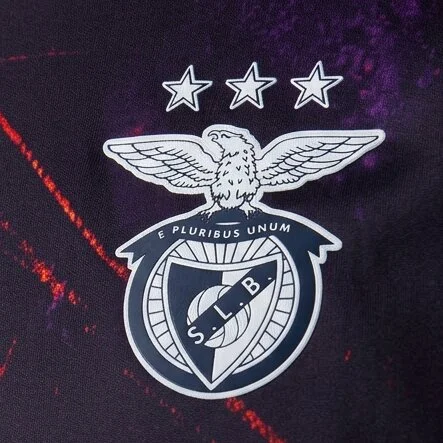 SL BENFICA 2026 (Adidas x Vhils) 4
