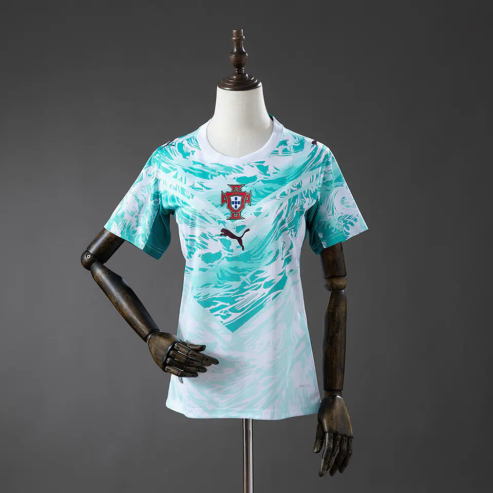 PORTUGAL 2026 (Away Kit) Feminina 1