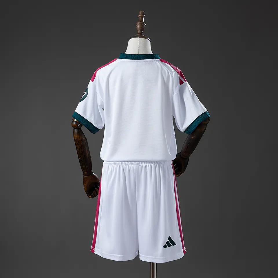 REAL MADRID 26/27 (Home Kit) Criança 2