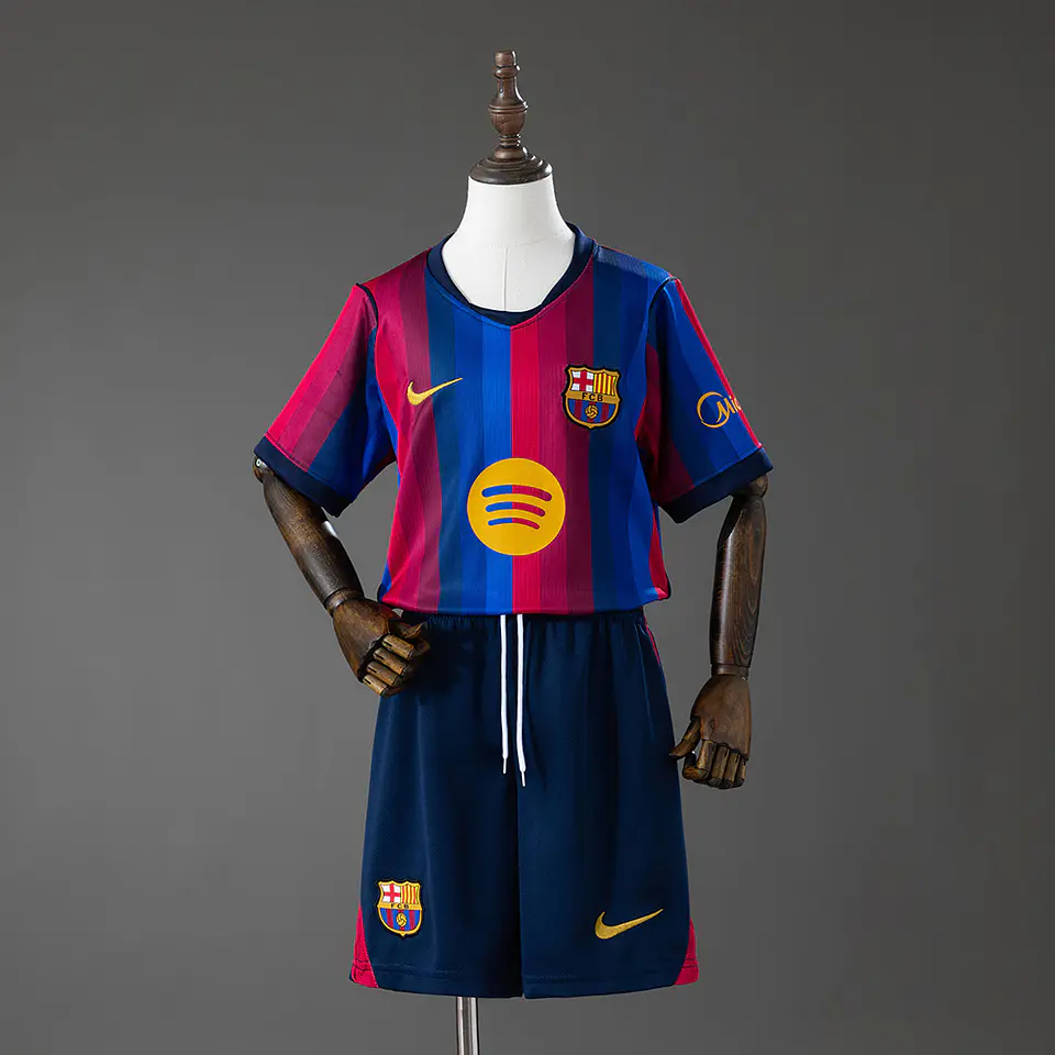 FC BARCELONA 26/27 (Home Kit) Criança 1