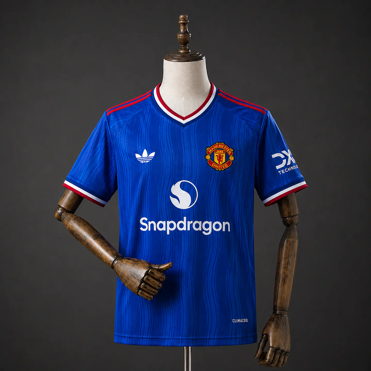 MANCHESTER UNITED 26/27 (Away Kit) 1