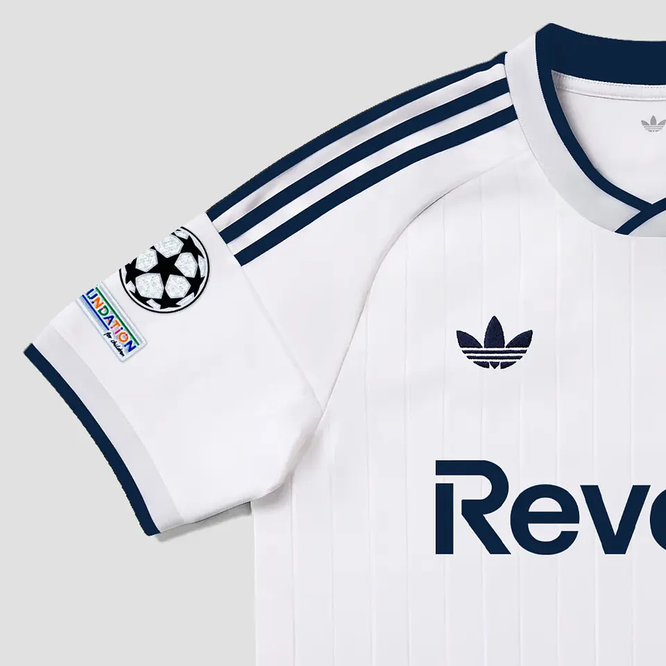 COMO 1907  26/27 (Away Kit) 5