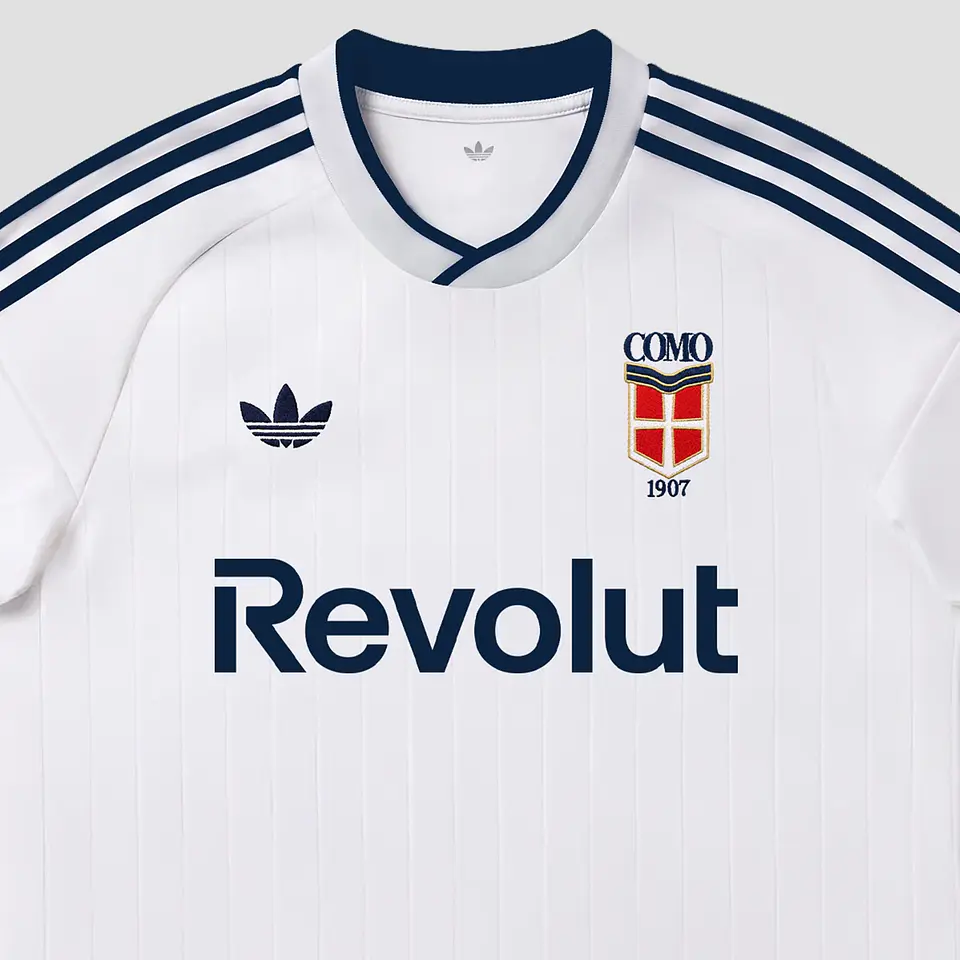 COMO 1907  26/27 (Away Kit) 6