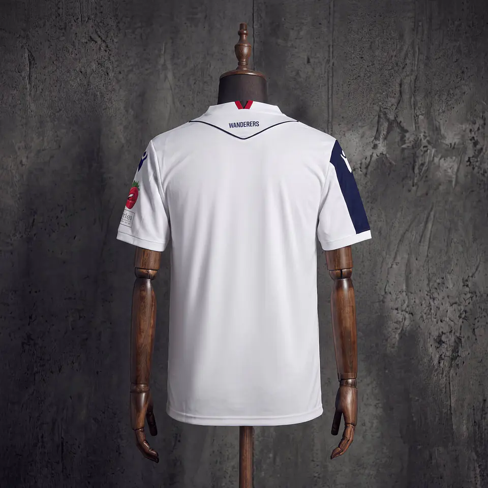 BOLTON W. 26/27 (Home Kit) 2