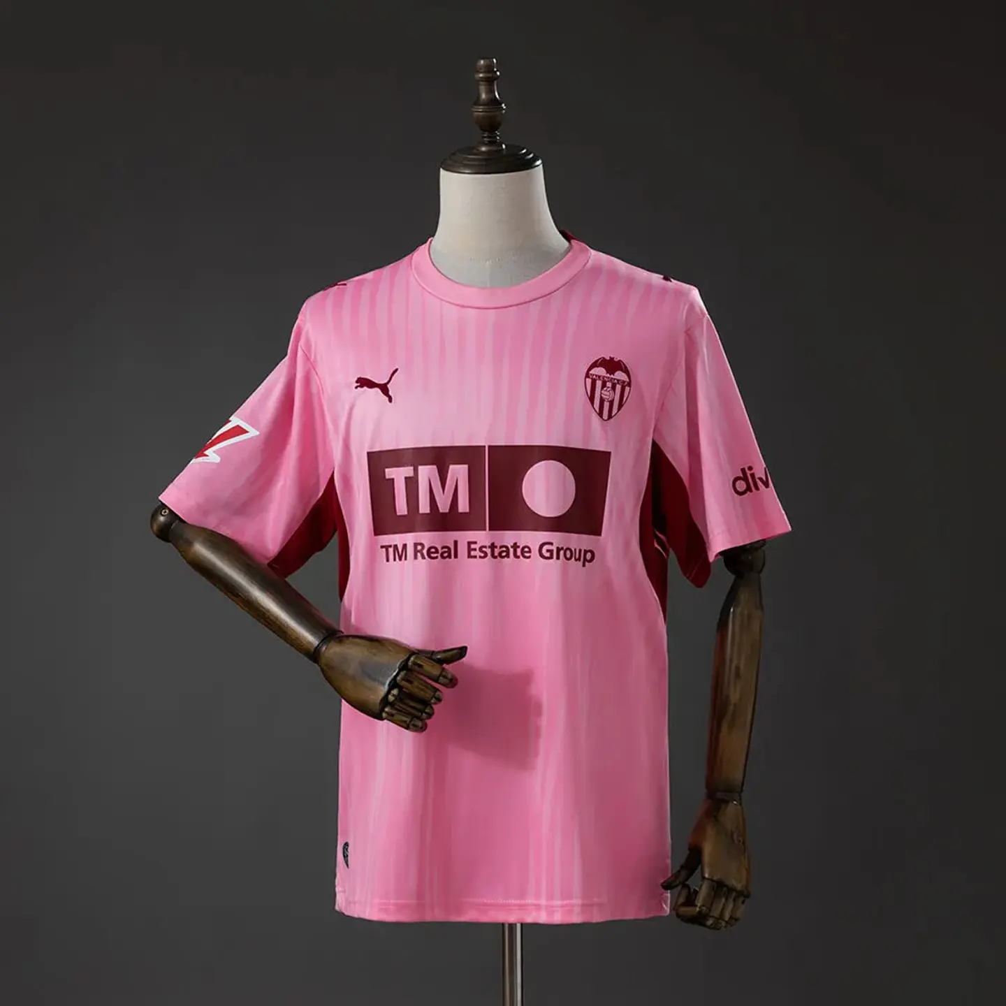 VALÊNCIA 26/27 (Third Kit) 1