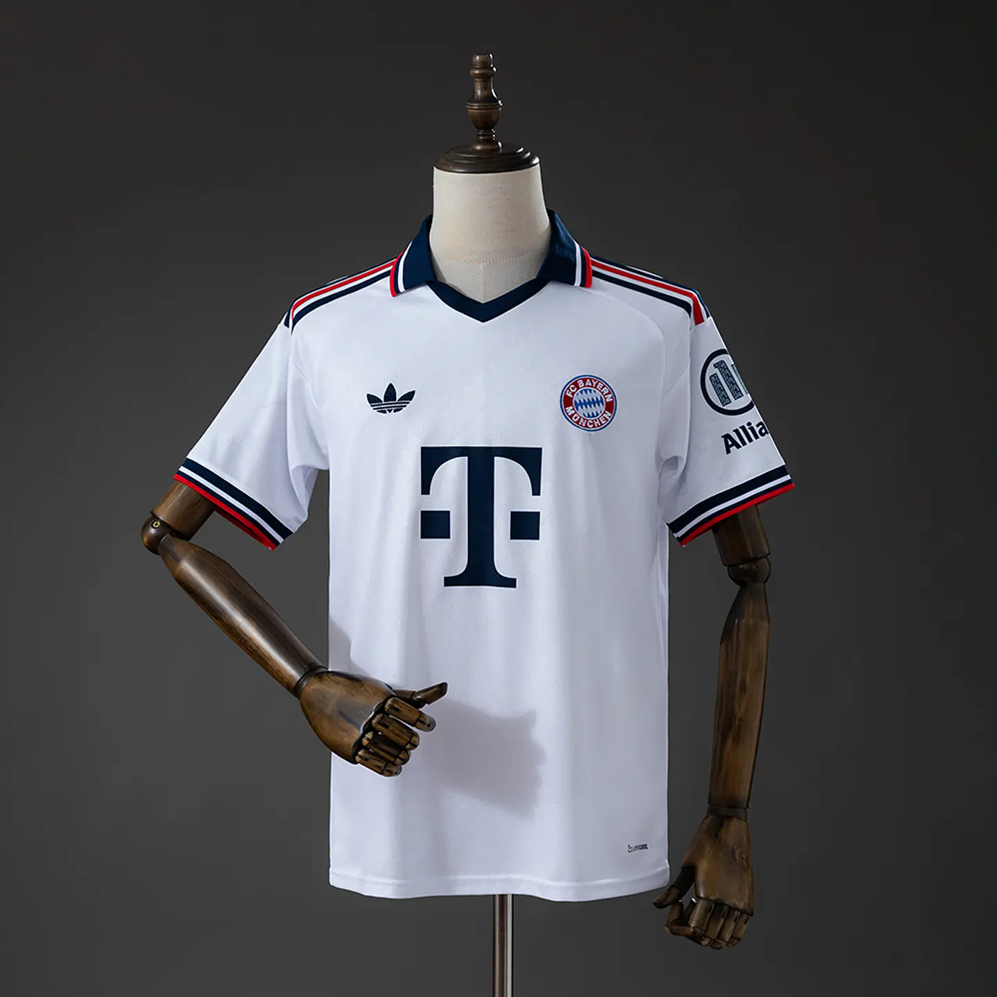 BAYERN MUNICH 26/27 (Away Kit) 1