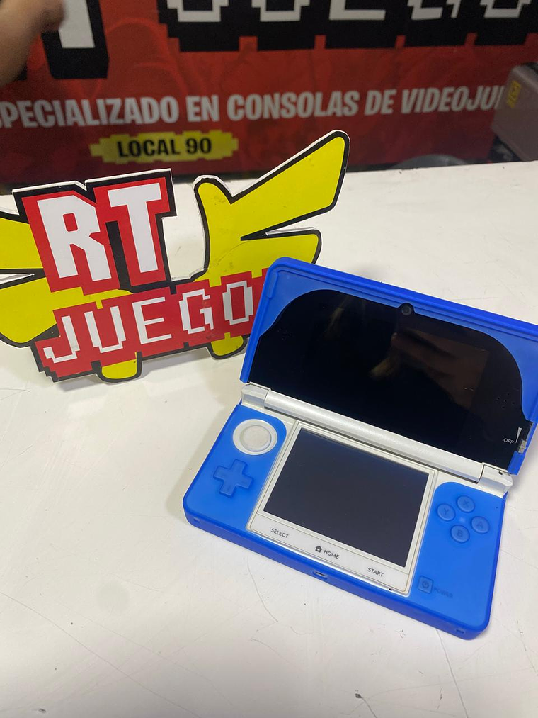 FUNDA DE SILICIONA PARA LA CONSOLA 3DS 7
