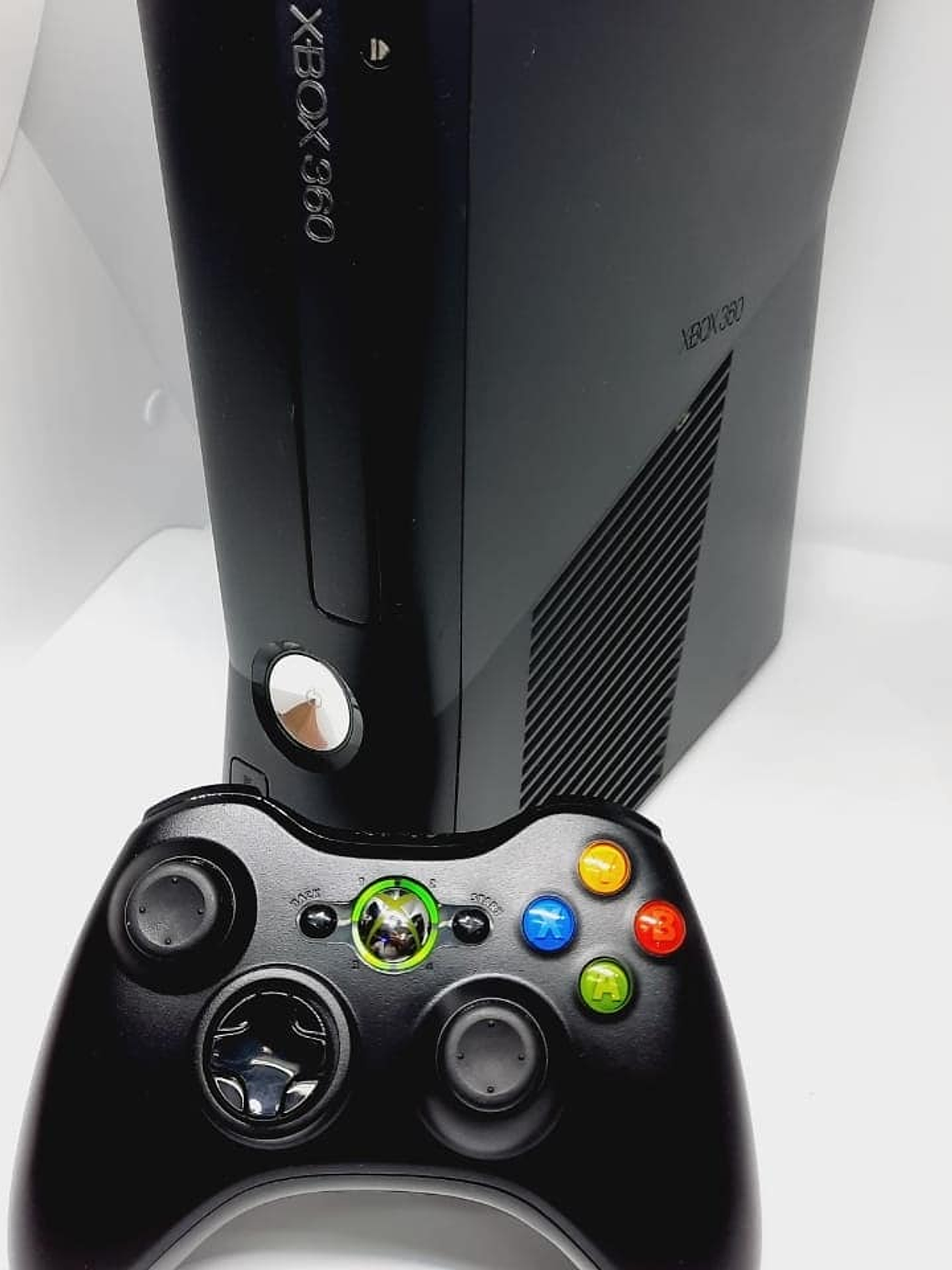XBOX 360 CON DISCO DURO INTERNO 1GB 1