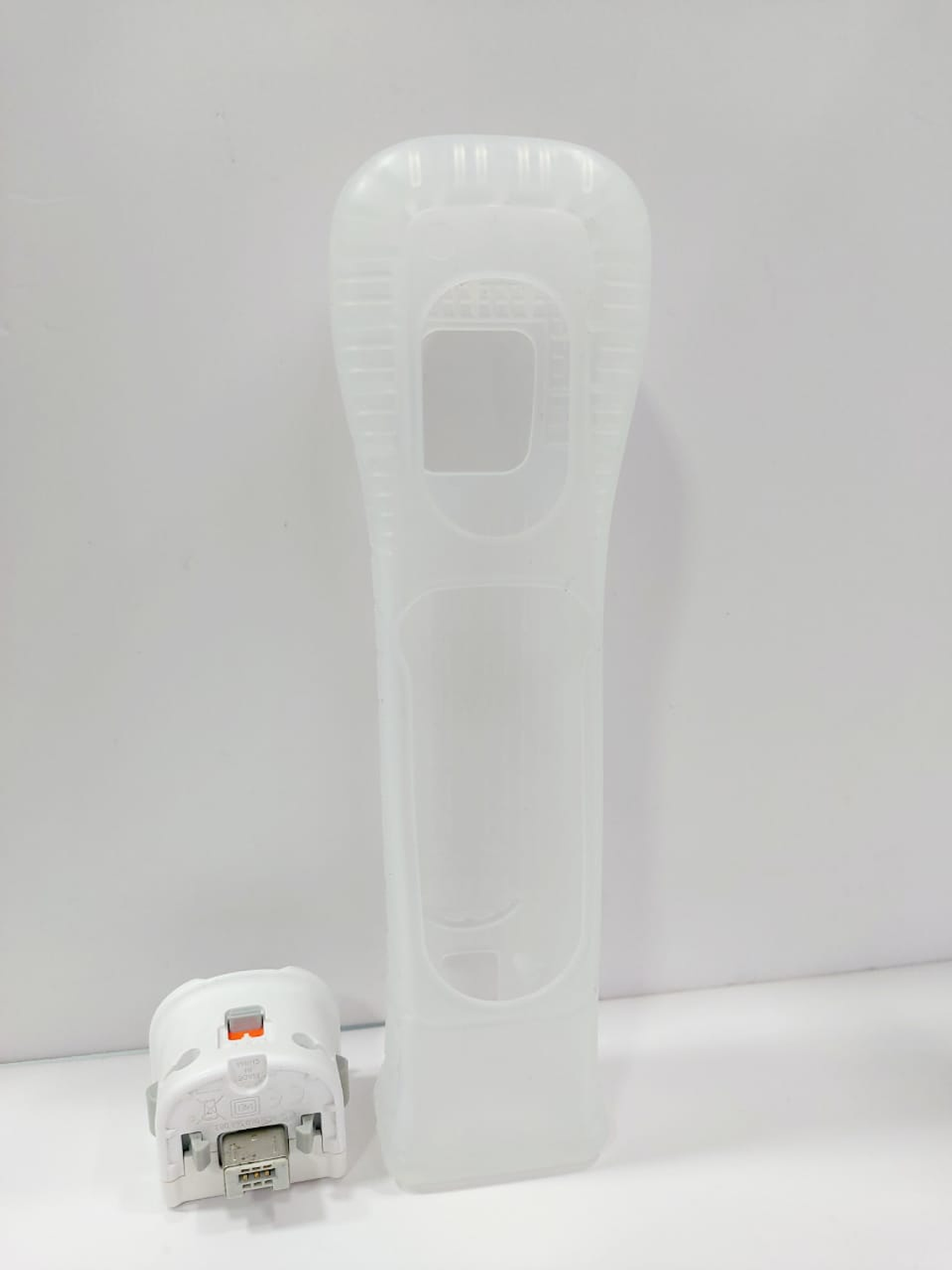 MOTIONPLUS PARA WIIMOTE CON FUNDA 3