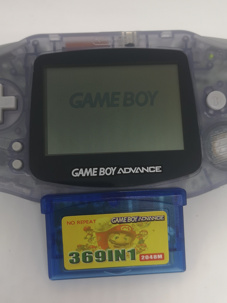 GAMEBOY ADVANCE CON CARTUCHO 7