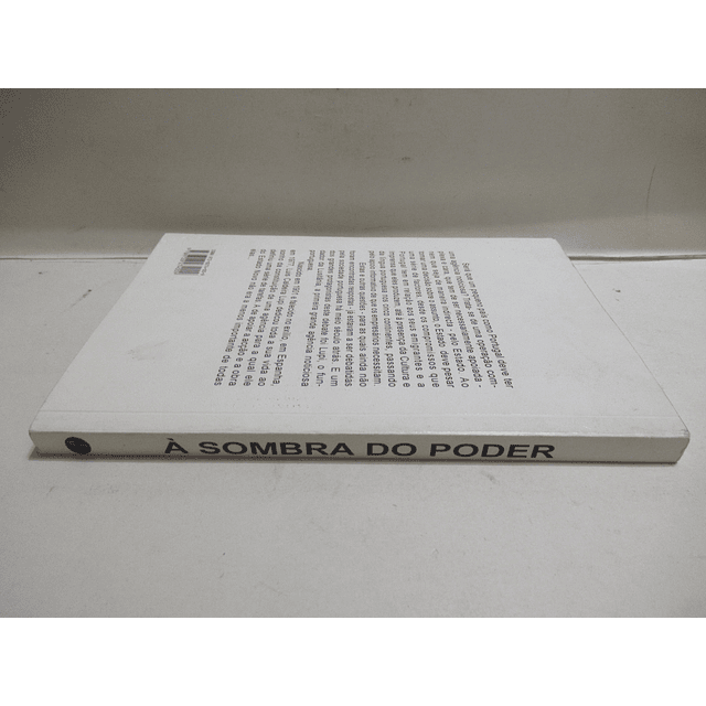 Á Sombra Do Poder História Da Lusitânia 1944-1974 Wilton Fonseca