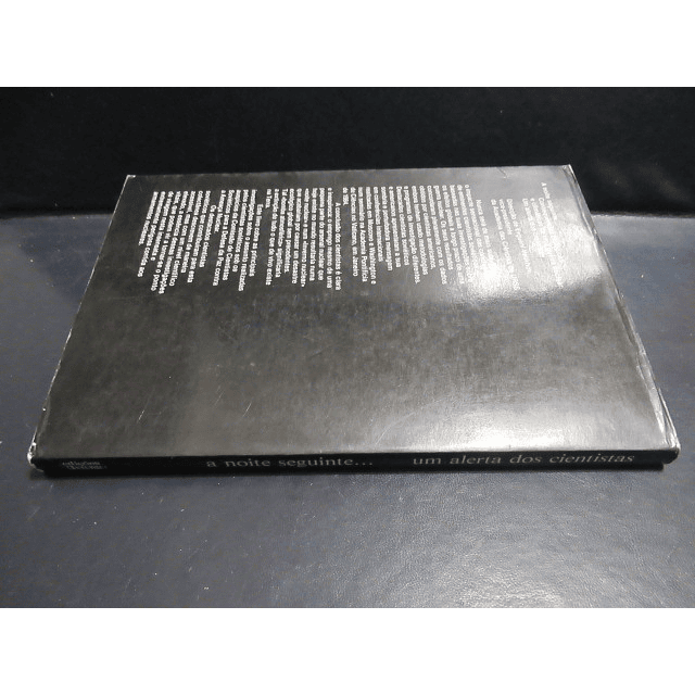 Guerra Nuclear A Noite seguinte... 1985 Eugueni Velikhov/Comissãi Cientistas Soviéticos