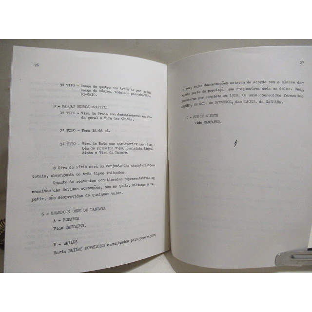 Folclore Nazaré/Crenças/Cantares/Trajes... 1964 Grupo Universitário Danças Regionais 