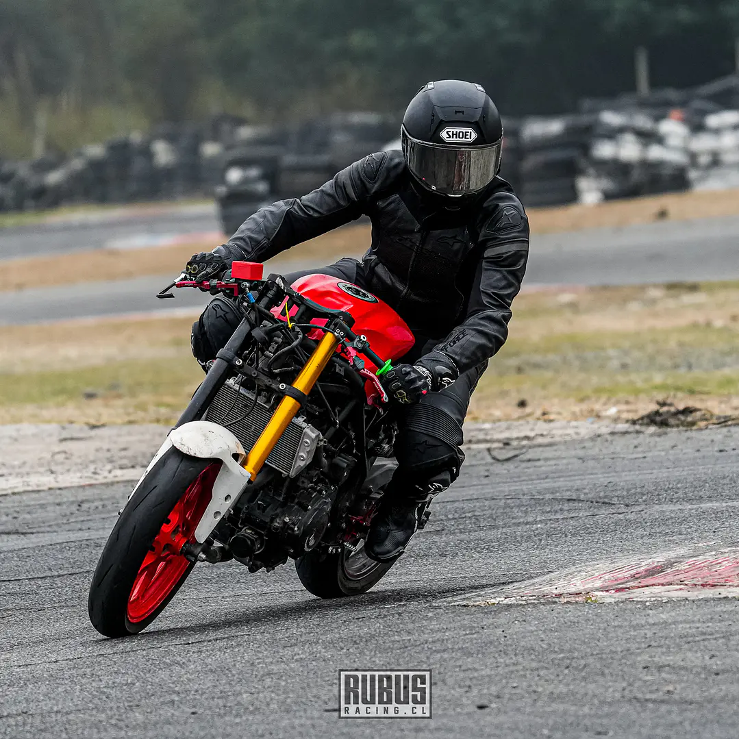 Test Drive Pista Yamaha R3 2