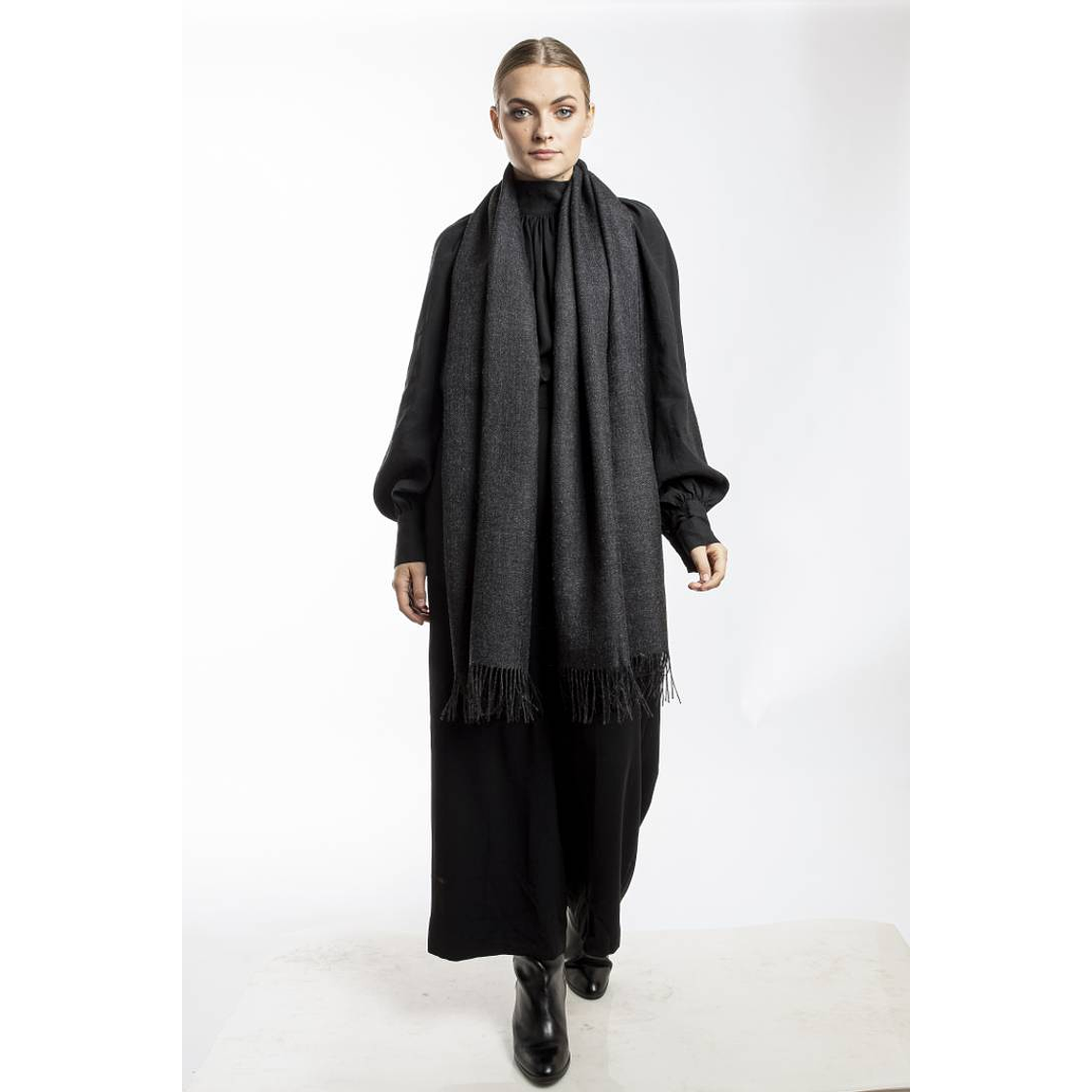 Pashmina 100% Baby Alpaca Charcoal 1