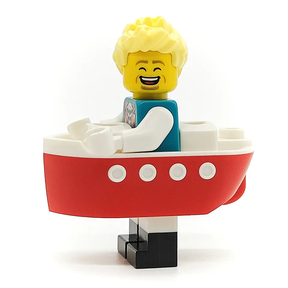 Lego Minifigura: Chico disfrazado de barco - Lego BAM 1