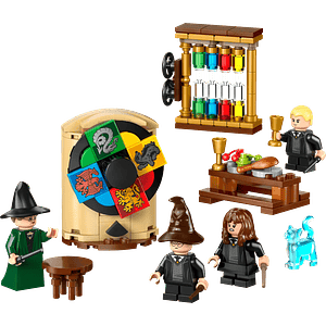 LEGO 76460: Castillo de Hogwarts: Ceremonia del Sombrero Seleccionador