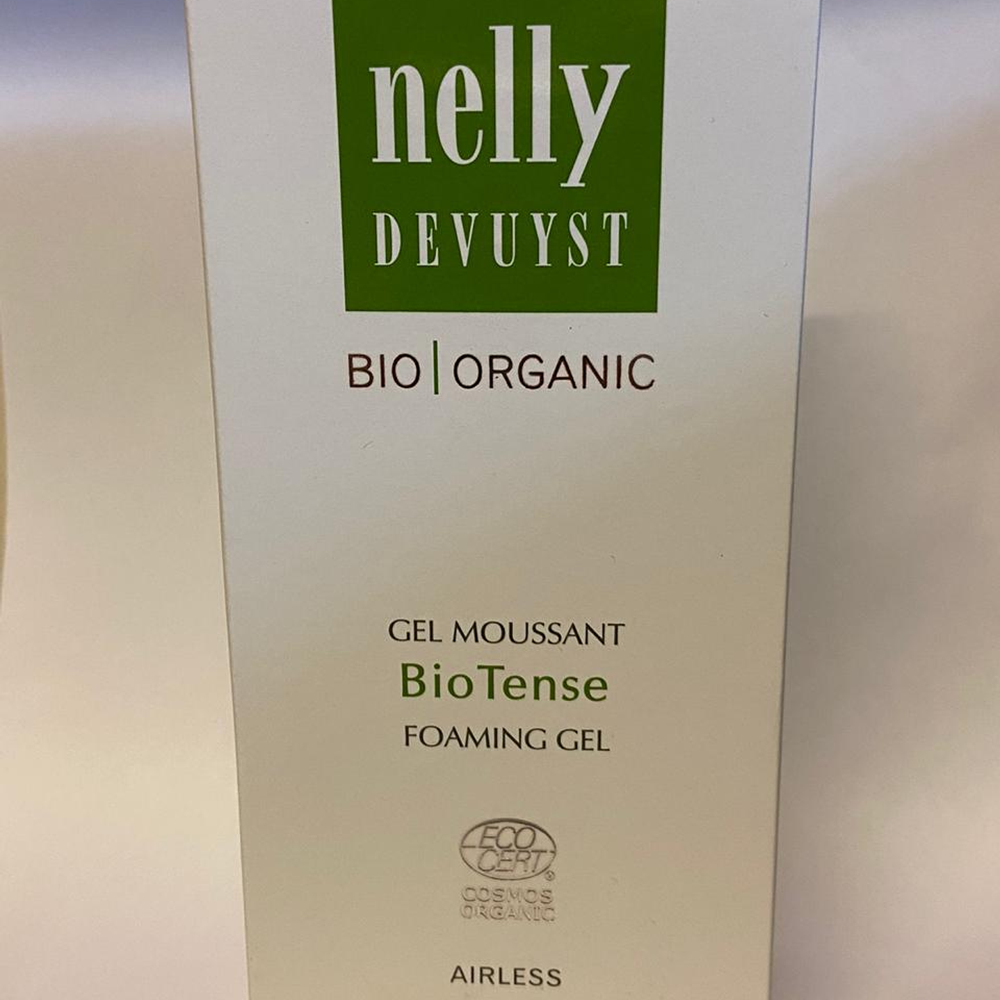 Gel Espumante 150ml Nelly De Vuyst 1