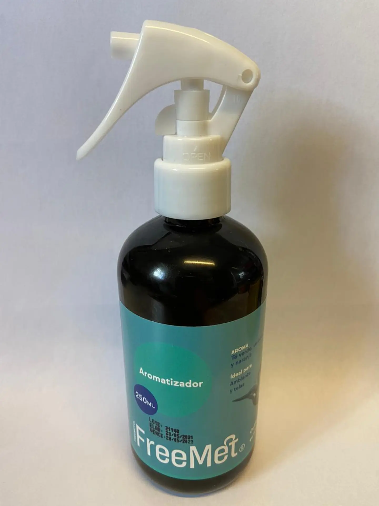 Aromatizador Te Verde Verbena y Naranja  250ml Freemet 1