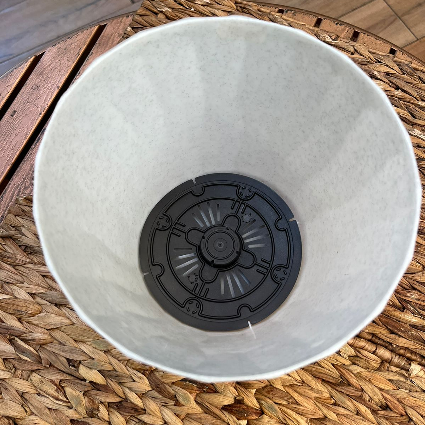 Plantas RV - Macetero Autorregante Blanco 20cm  2