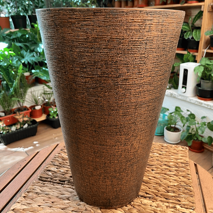 Plantas RV - Macetero Cónico color Cobre  1