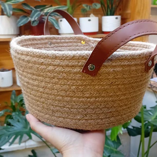 Plantas RV - Canasto mimbre con manilla tamaño único 