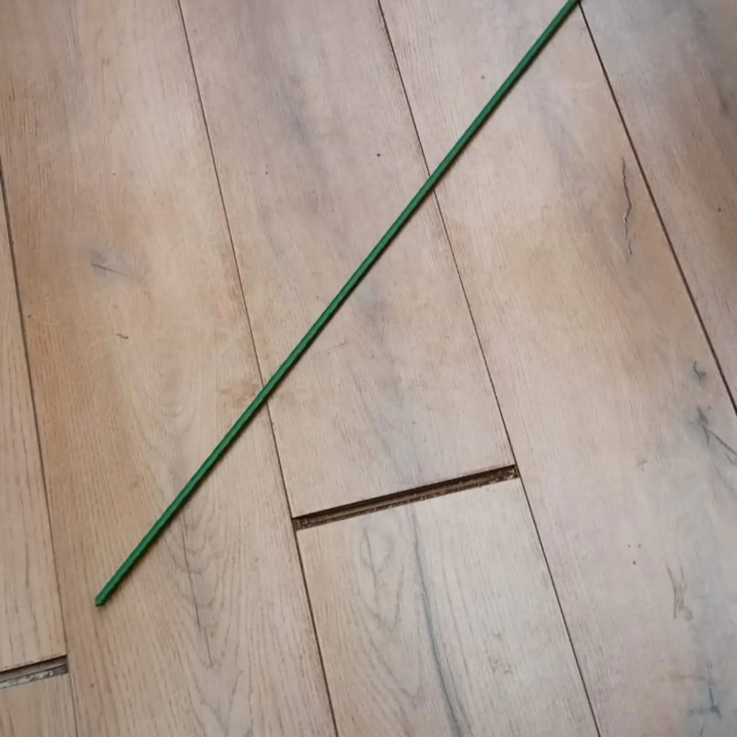 Plantas RV - Tutor plástico 90 cm  1