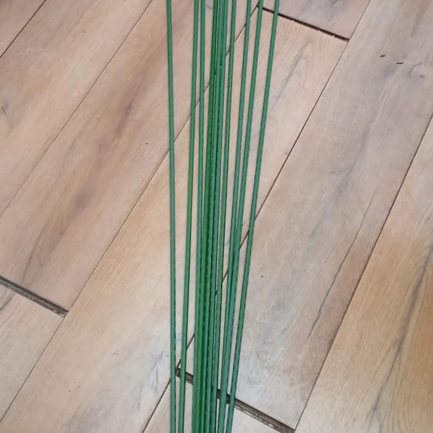 Plantas RV - Tutor plástico 90 cm  2