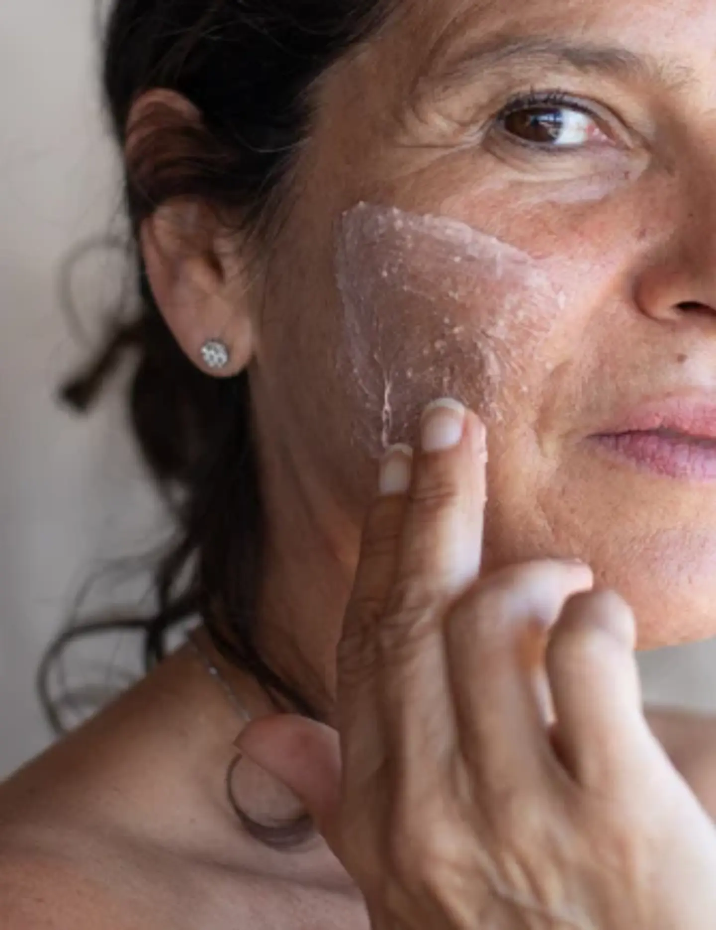 Newen - Exfoliante facial 50grs  2