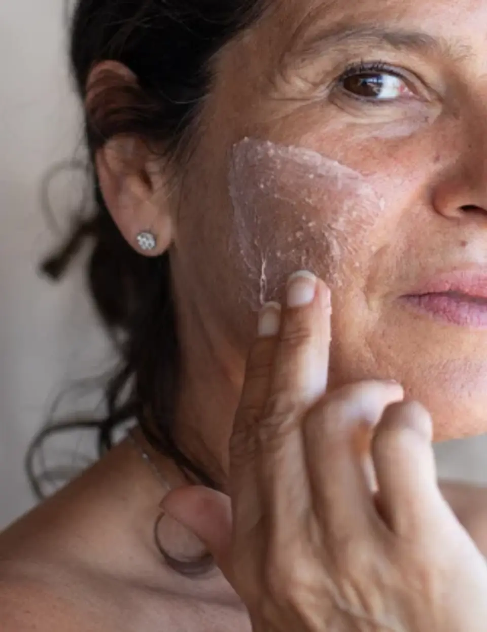 Newen - Exfoliante facial 50grs  2