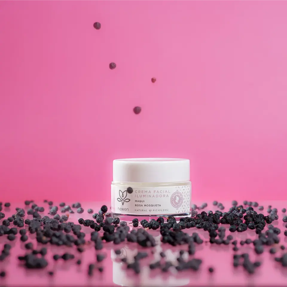 Newen - Crema facial Iluminadora 45g  4