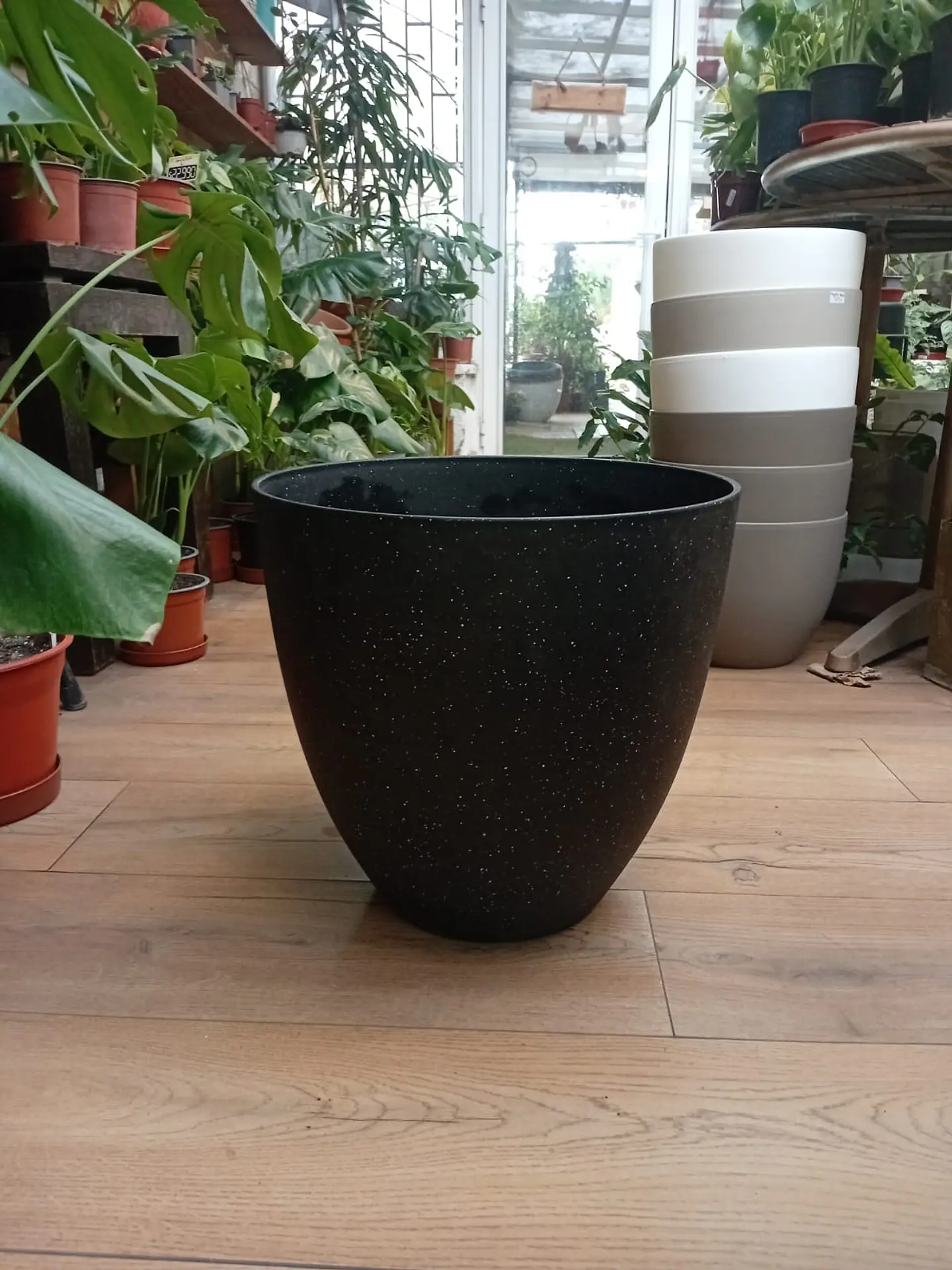 Plantas RV - Macetero negro galaxia 37x36 cm  1