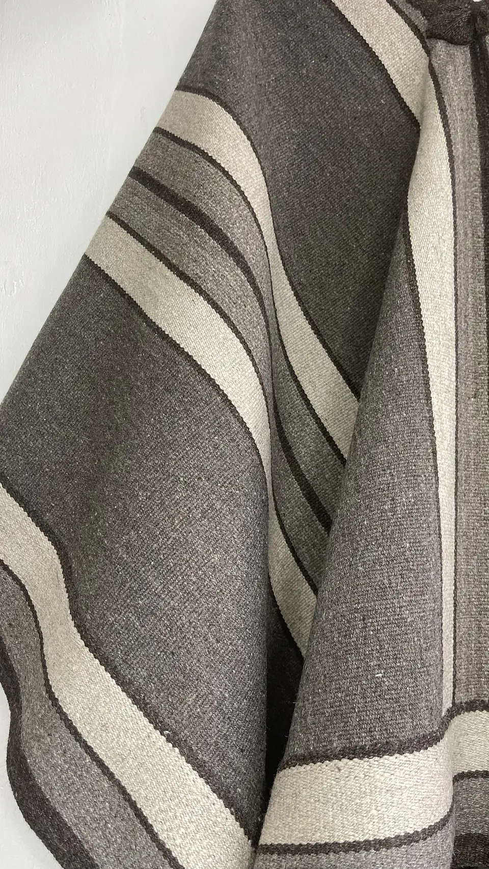 Poncho extra fino oveja con huincha 3